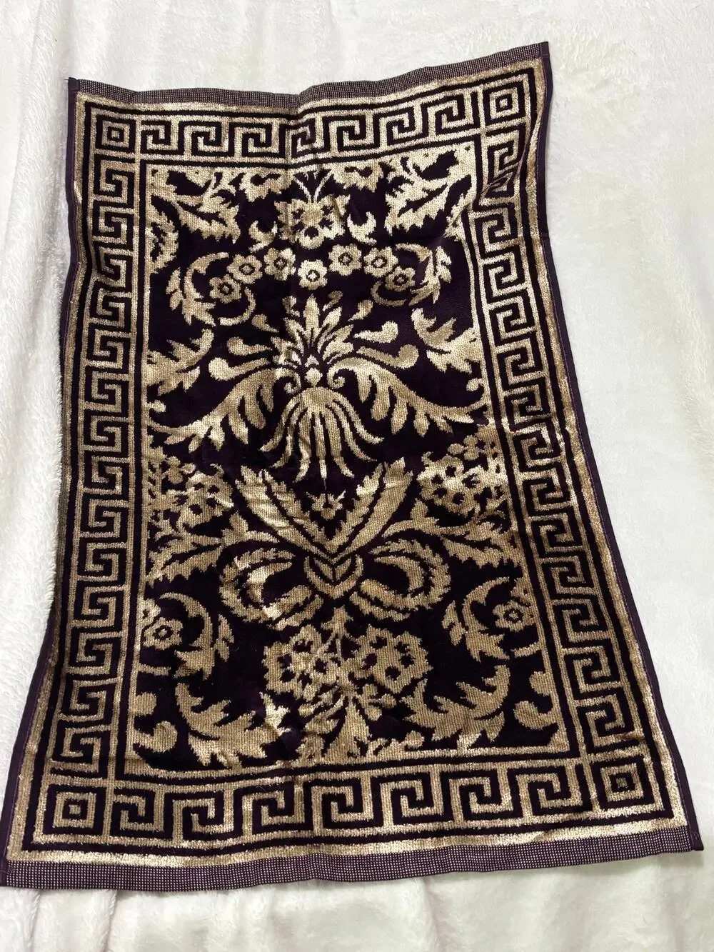 Well dressed home purple gold Greek key hand towel nwot cotton viscose blend